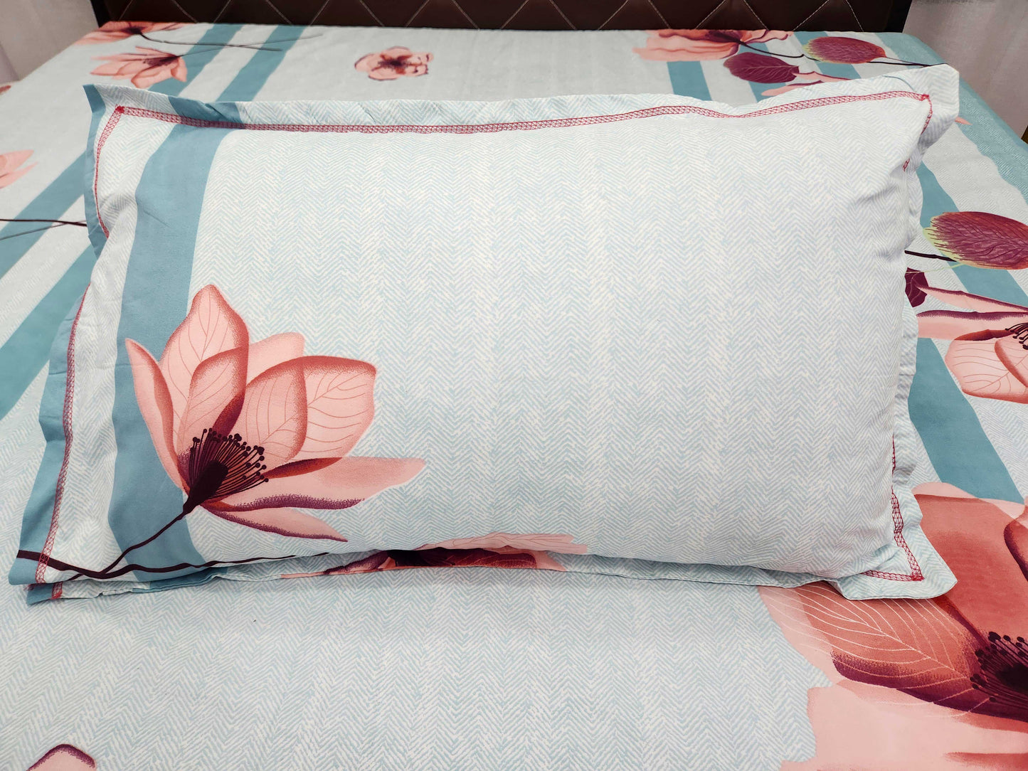 Flora Dew Blue Bedsheet