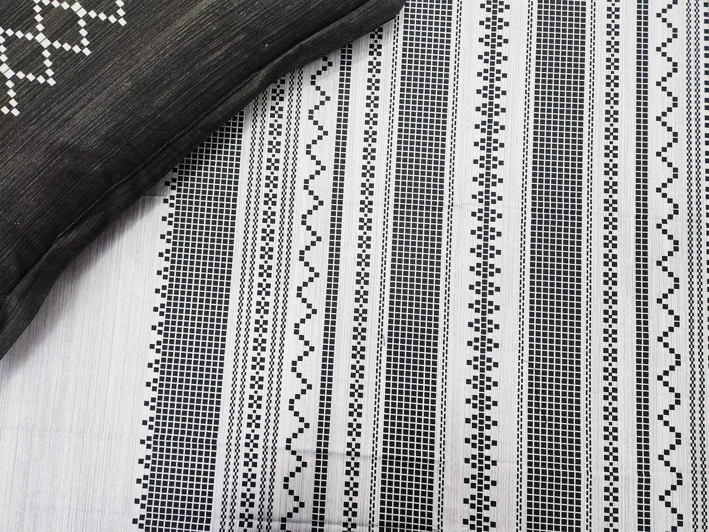 Heer Grey & Black Bedsheet