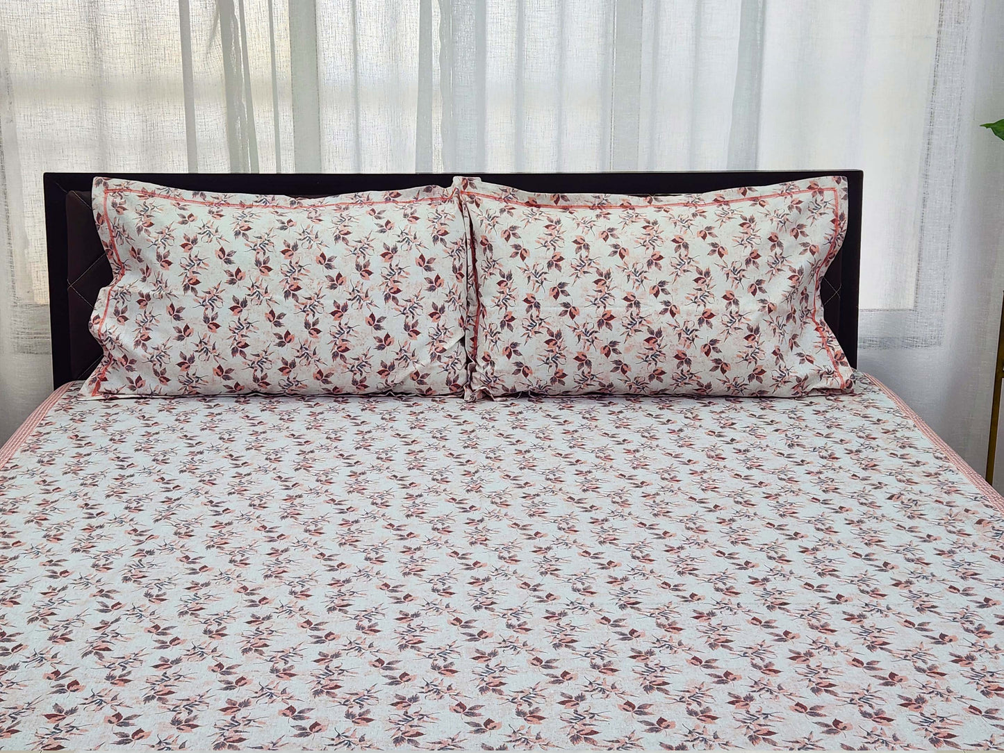 Ema-White Cotton Bedsheet