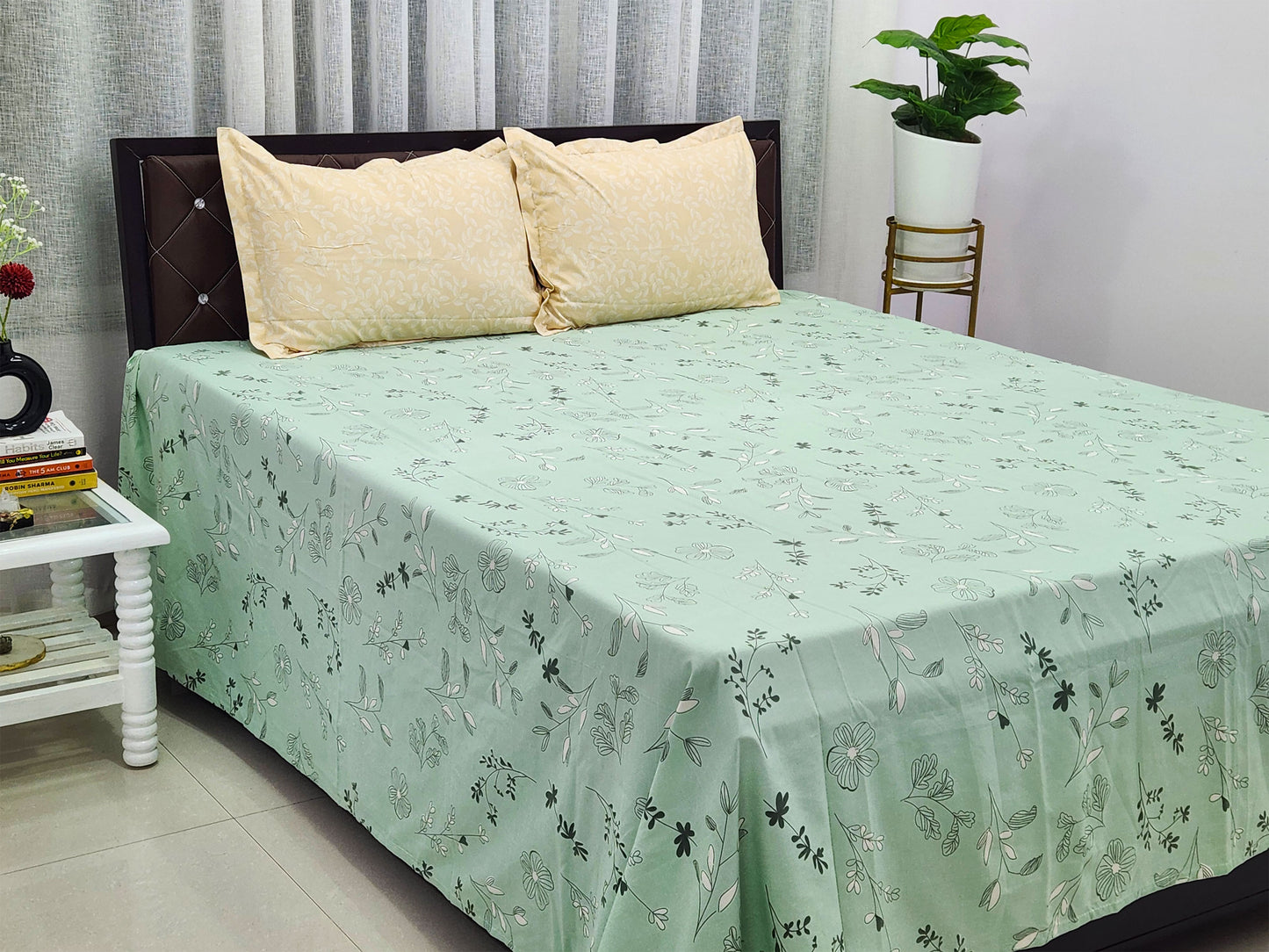 Plush Hue- Pastel Green & Yellow Bedsheet