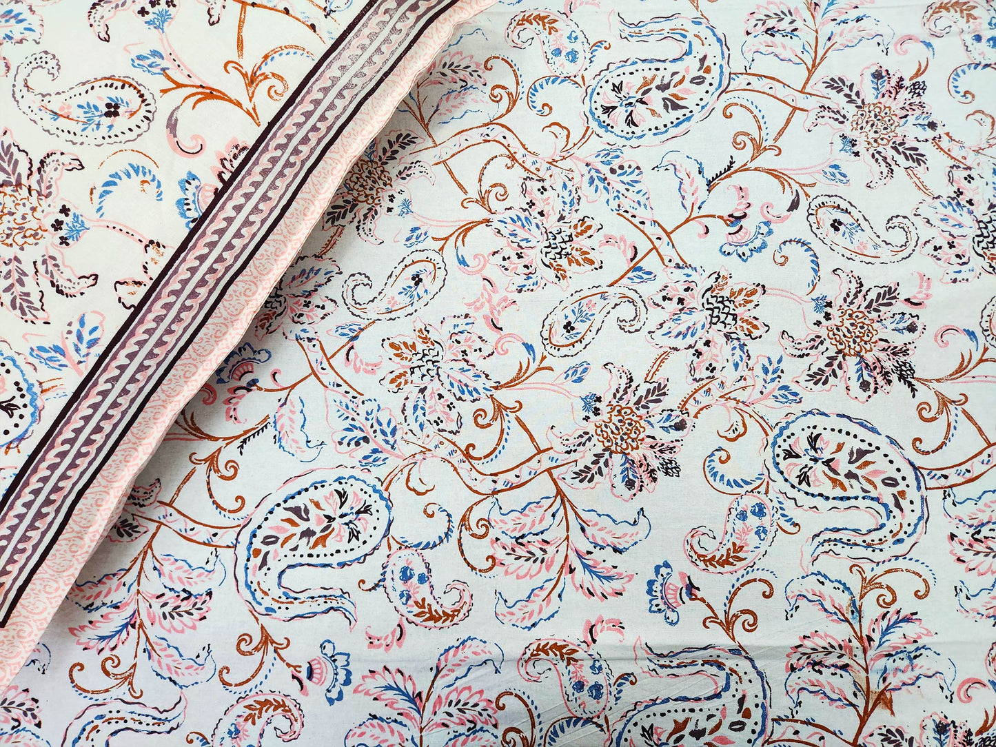 Jiya - Pink & White Ethnic Bedsheet