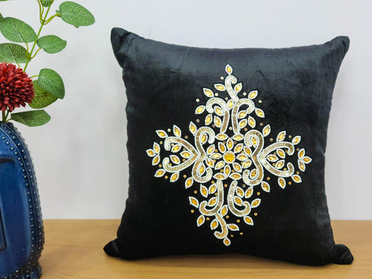 Elegant Pearl Black Cushion Cover