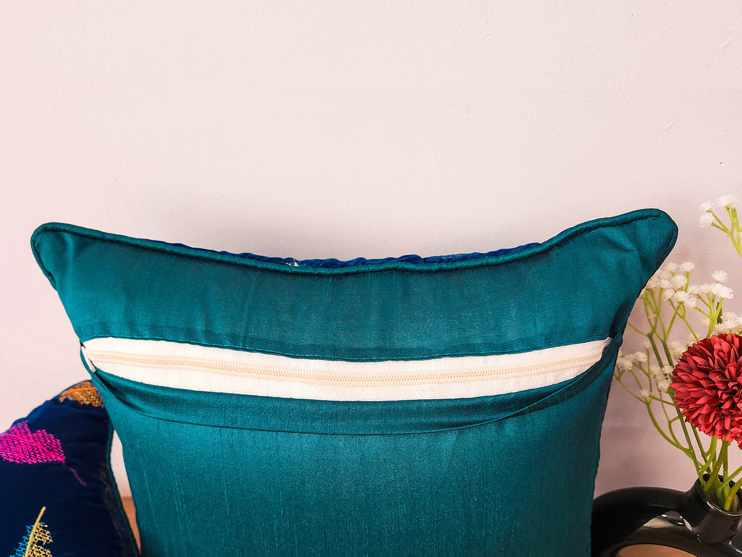 Midnight Feathers Dark blue Cushion cover