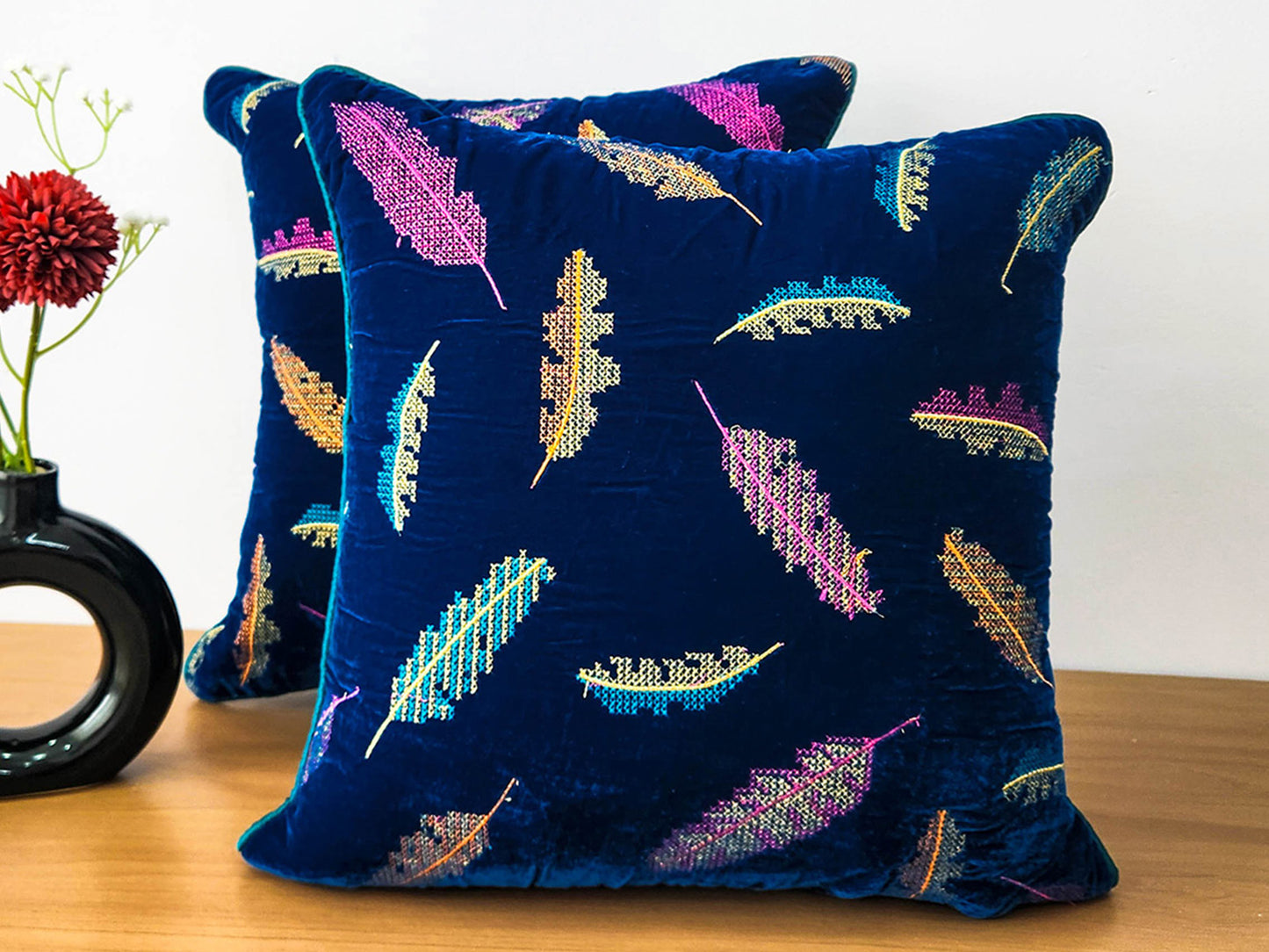 Midnight Feathers Dark blue Cushion cover