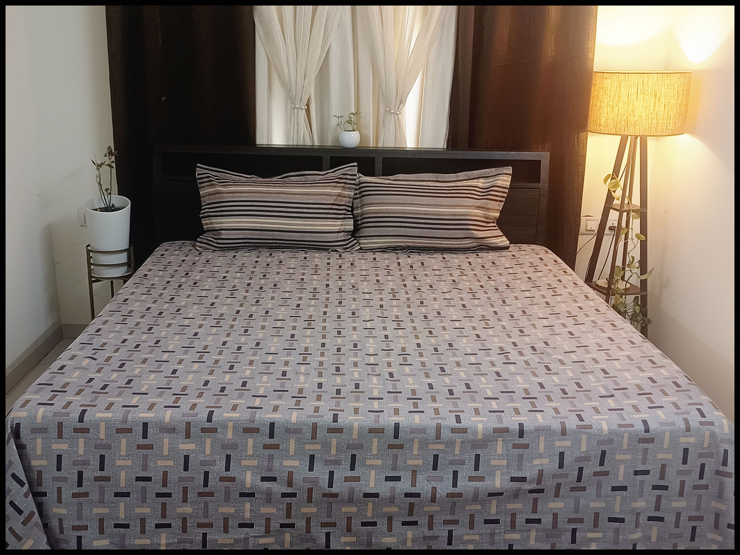 Dhurvi - Abstract Designer Bedsheet