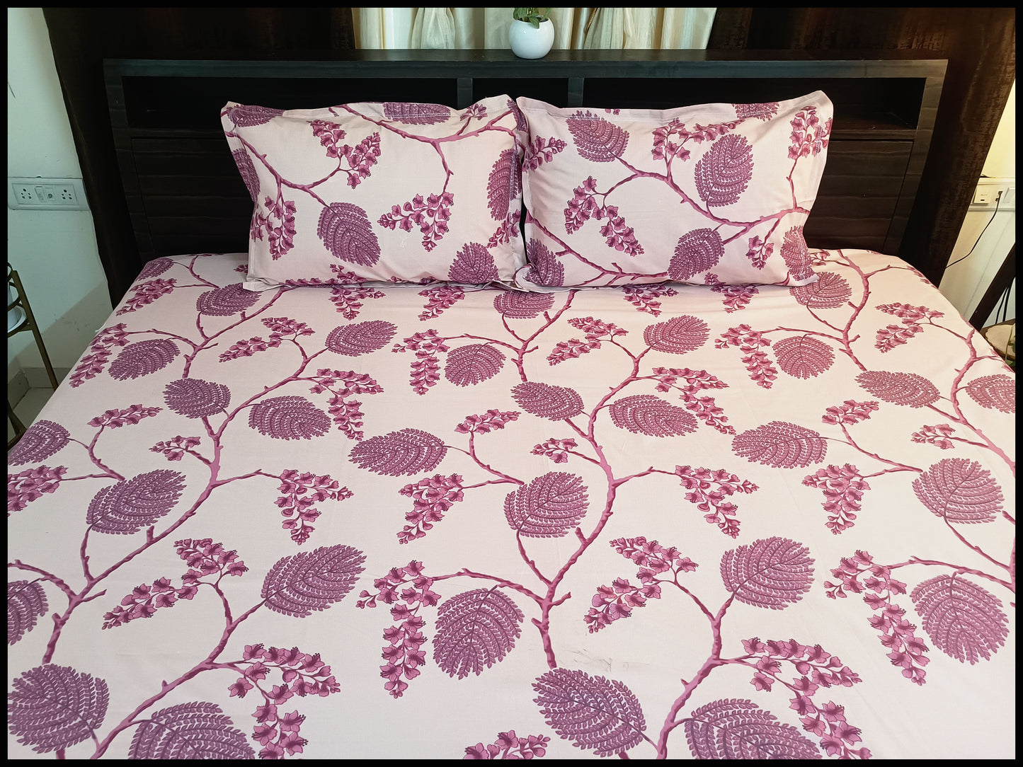 Gunja - Pink Designer Bedsheet