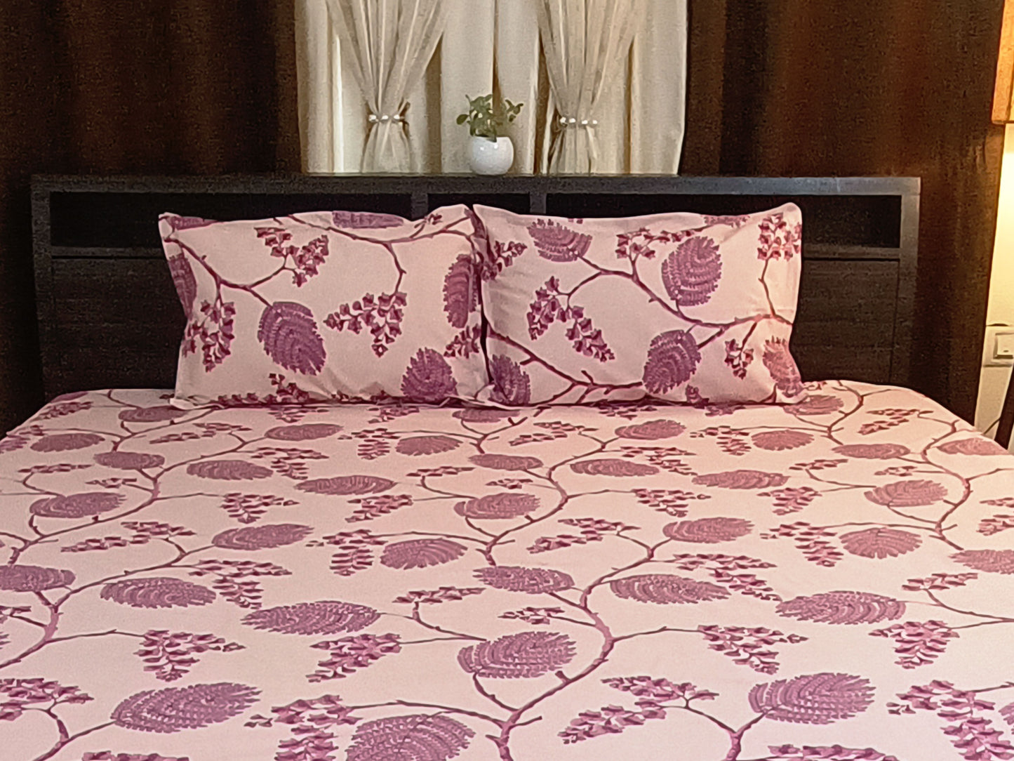 Gunja - Pink Designer Bedsheet