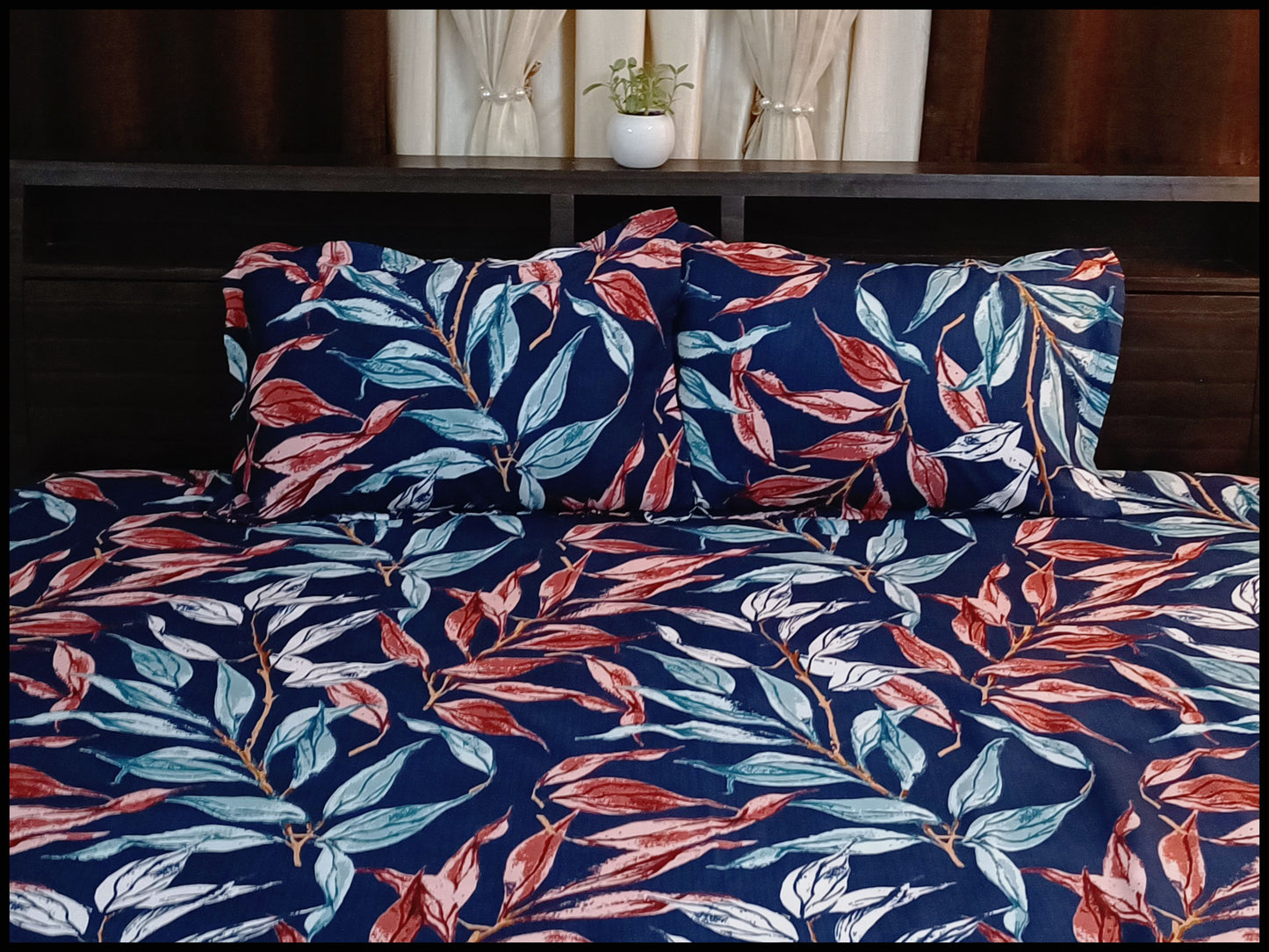 Neelima - Blue & Red Bedsheet
