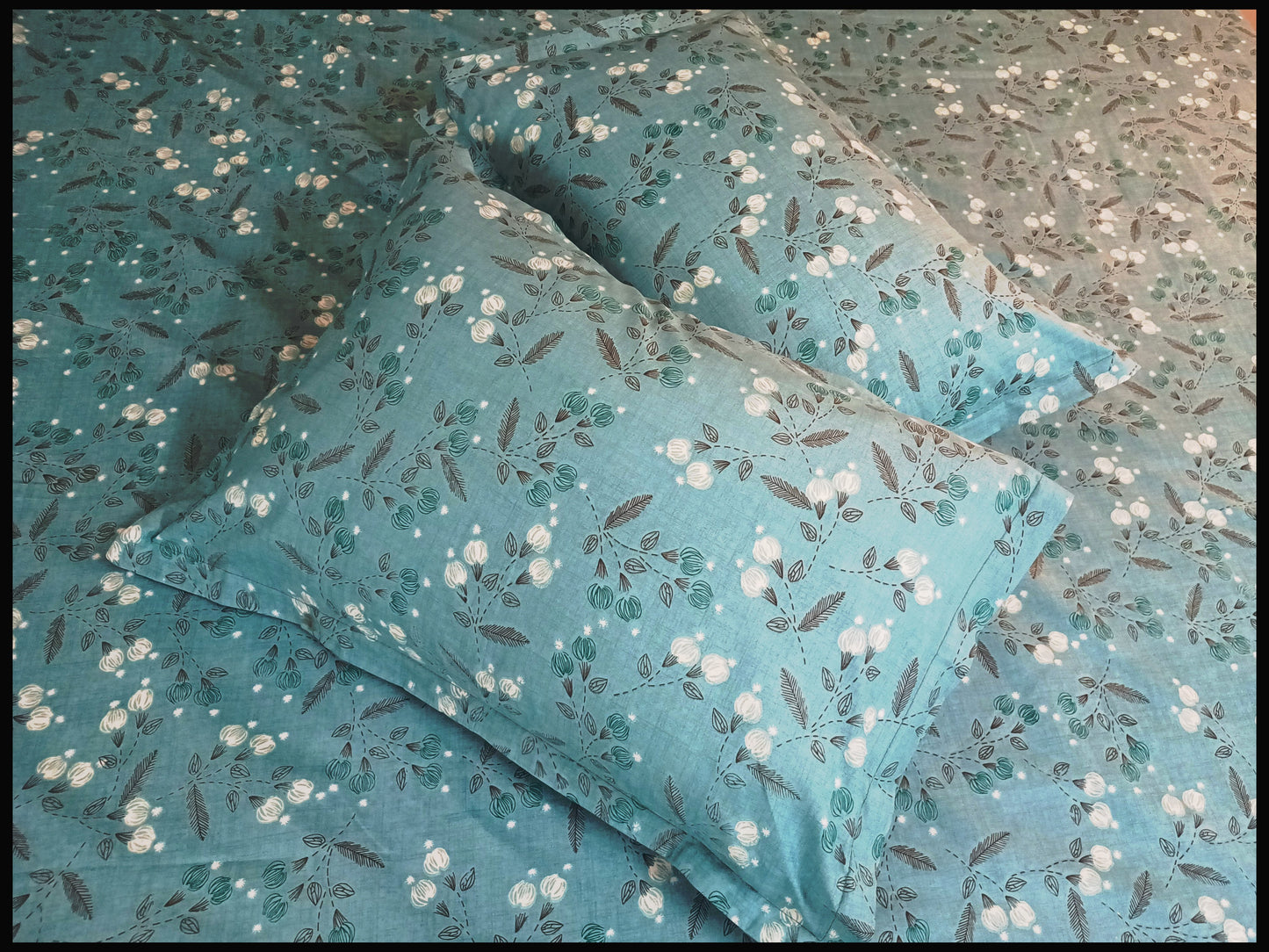 Rea - Blue Floral Designer Bedsheet