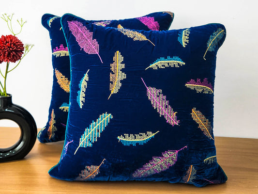 Midnight Feathers Dark blue Cushion cover