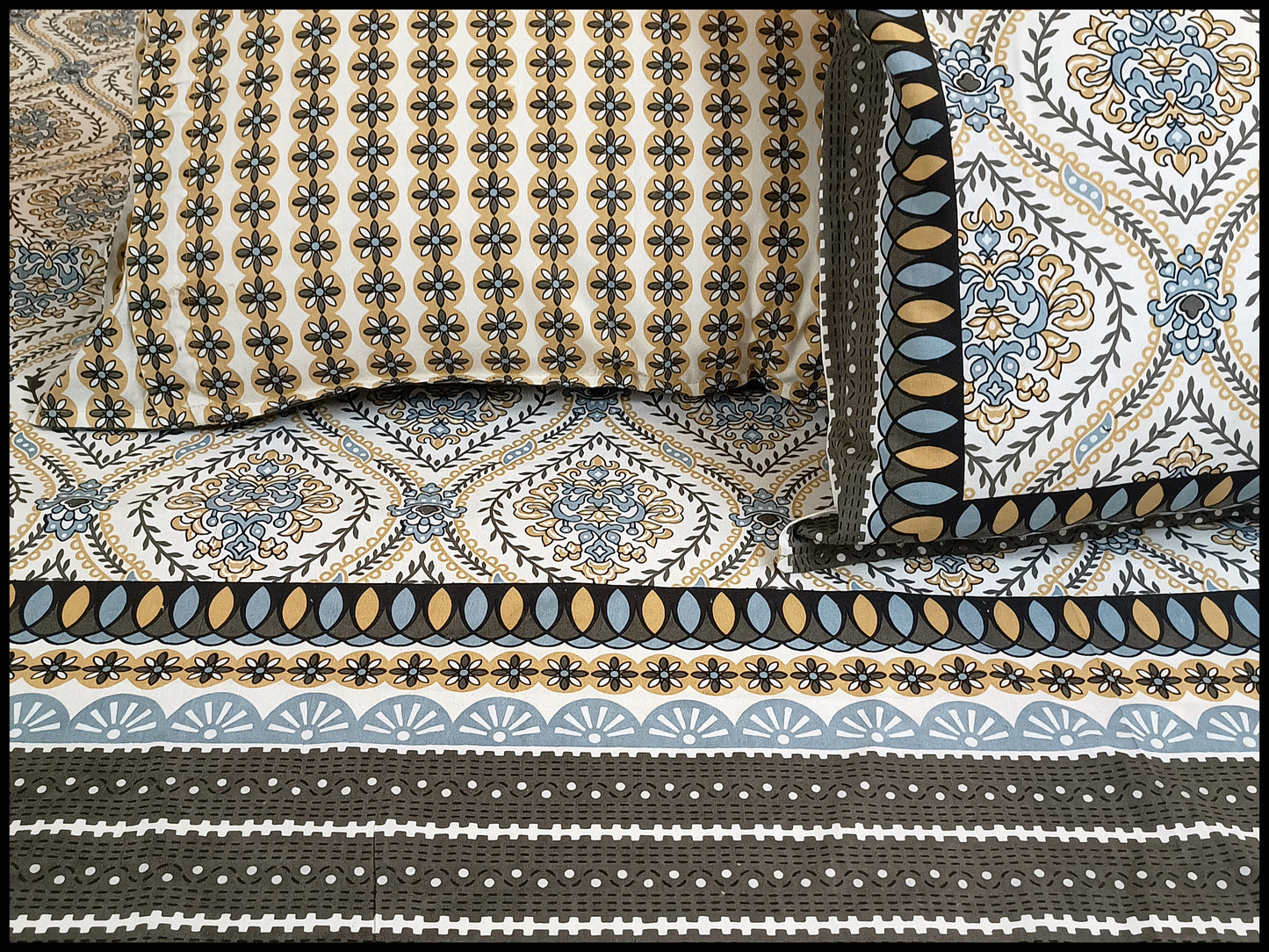 Diya - Black & Grey Bedsheet