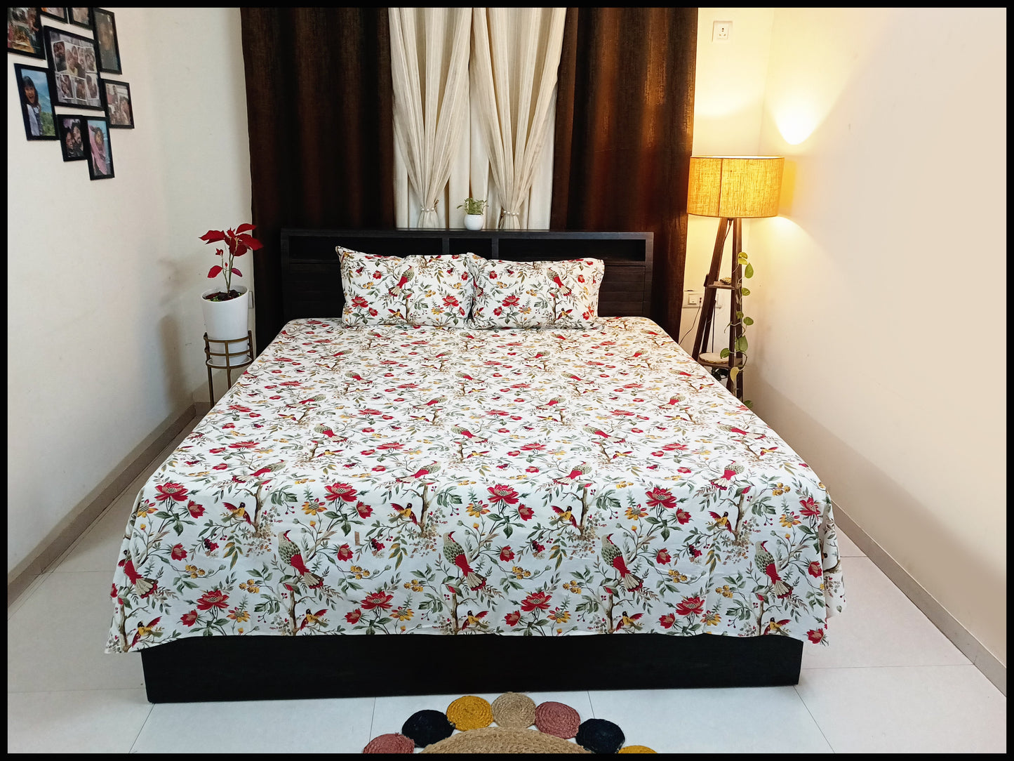 Paakhi -White & Red Floral with Birds Bedsheet