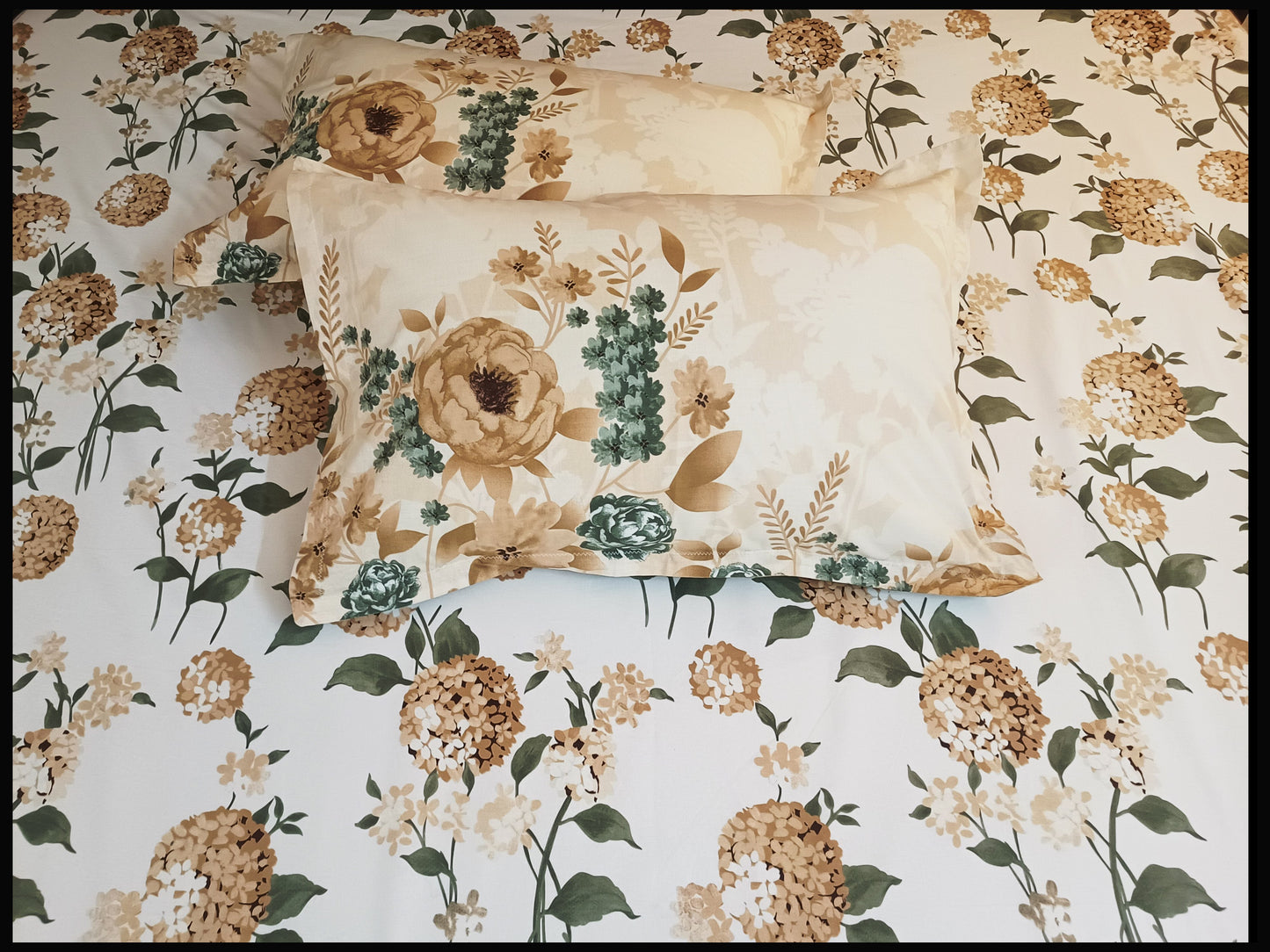Prajakta - Designer Floral White Bedsheet