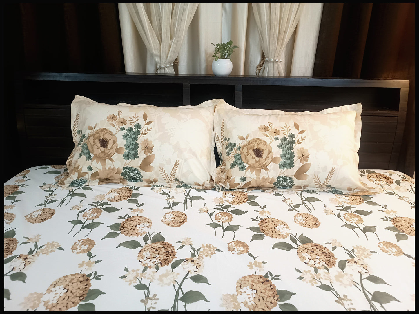 Prajakta - Designer Floral White Bedsheet