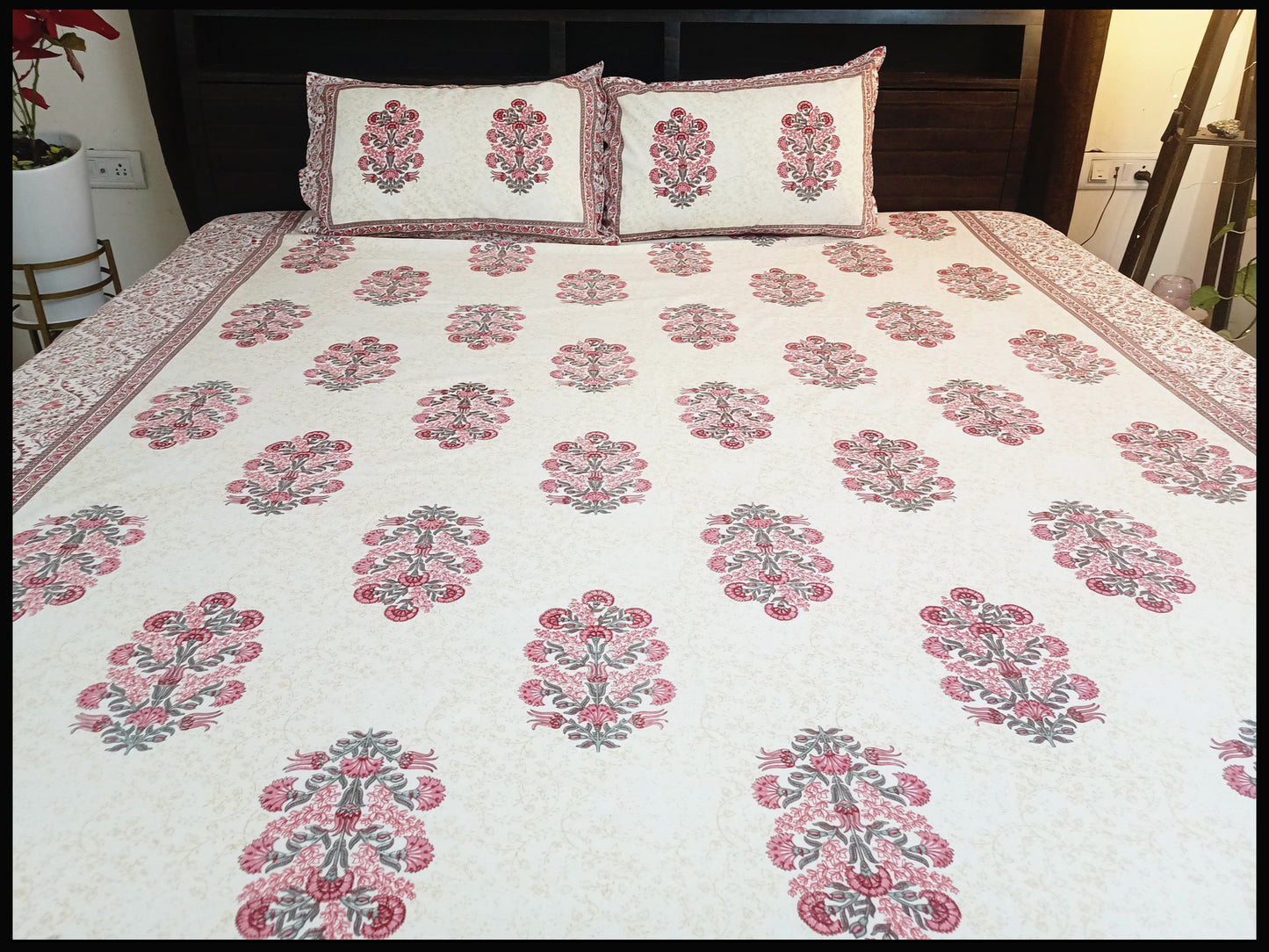 Rishima - Red & White Ethenic Bedsheet