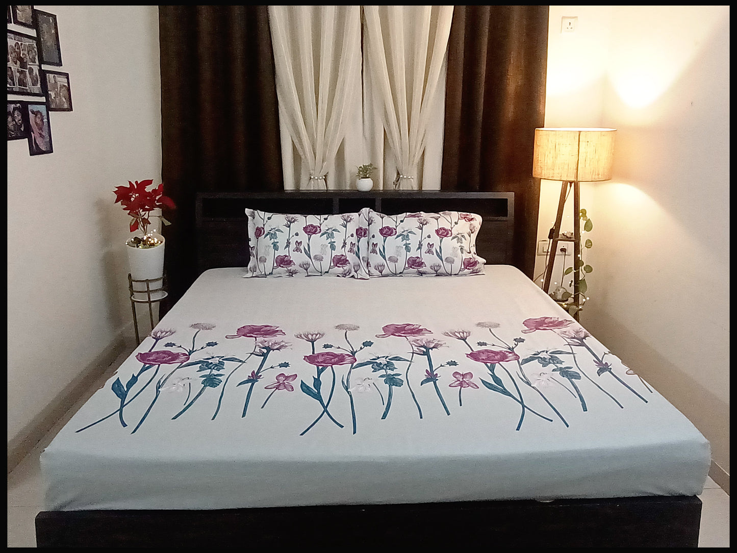 Rutika - Modern Floral Bedsheet