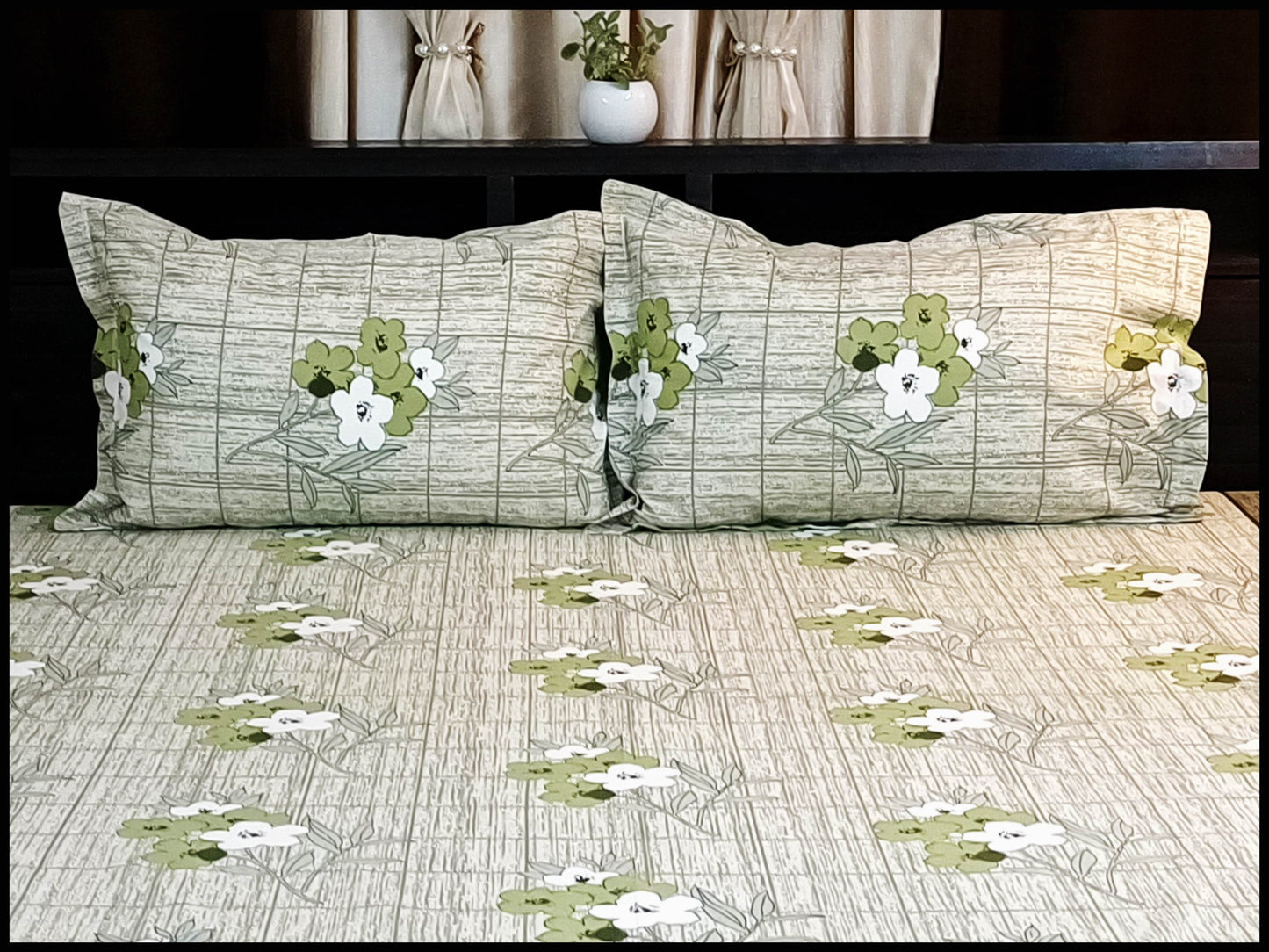 Saavani - Green Floral Bedsheet