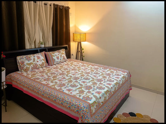 Sayali - Multicoloured Floral Bedsheet
