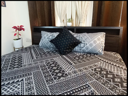 Tunisha - Black Designer Abstract Bedsheet