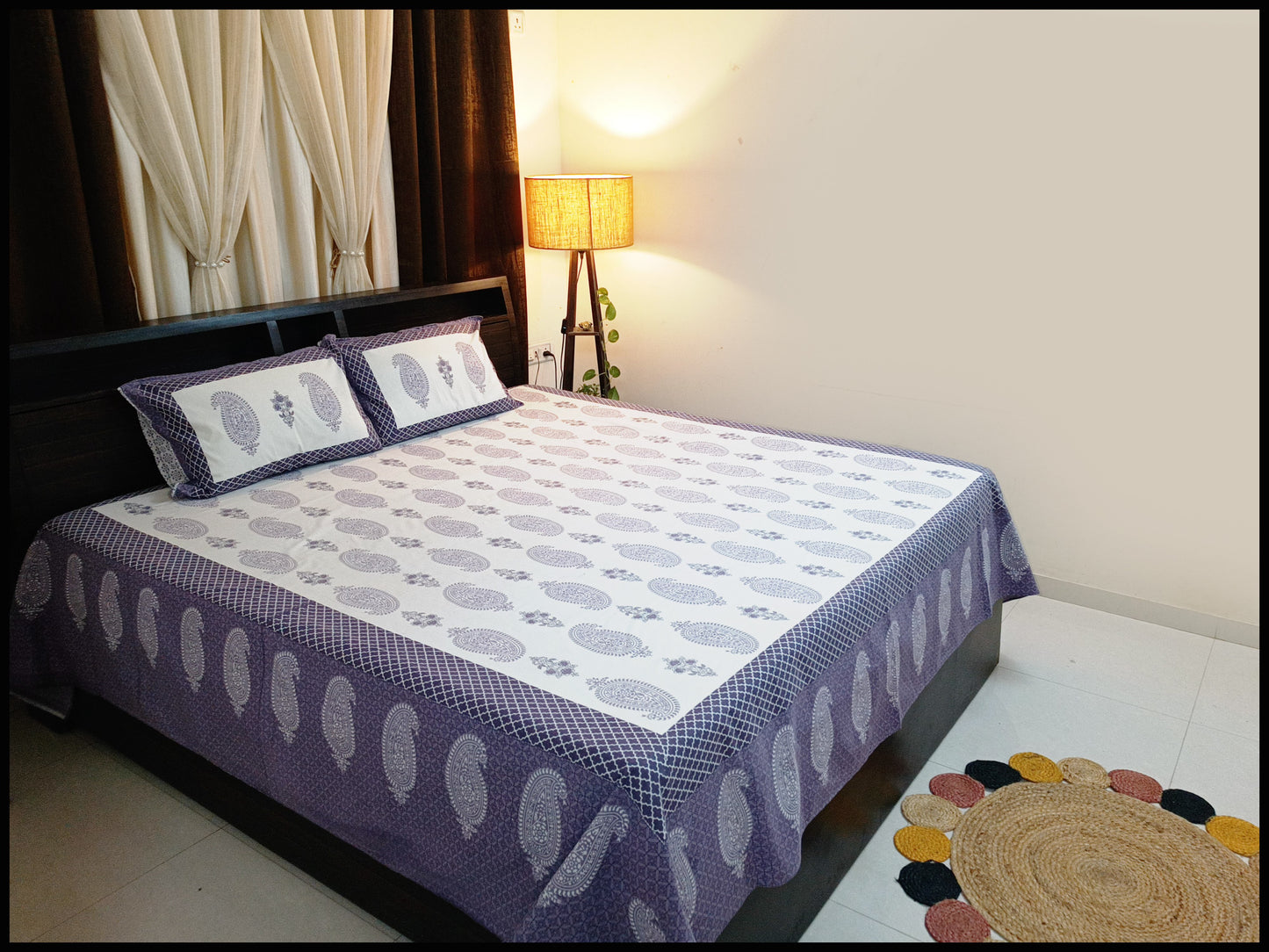 Vaijanti - Purple Paisley Design Bedsheet