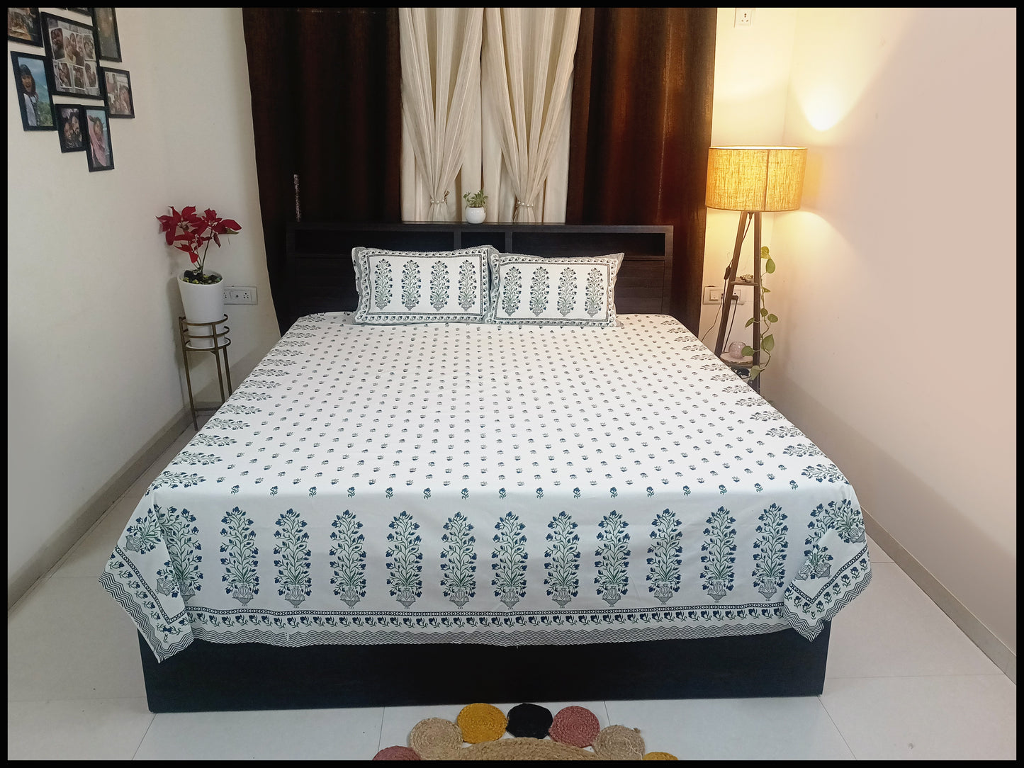 Ziya - White Ethnic Bedsheet